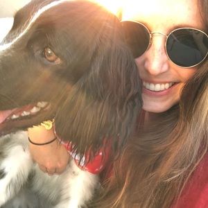 Meet your Posher, Emily